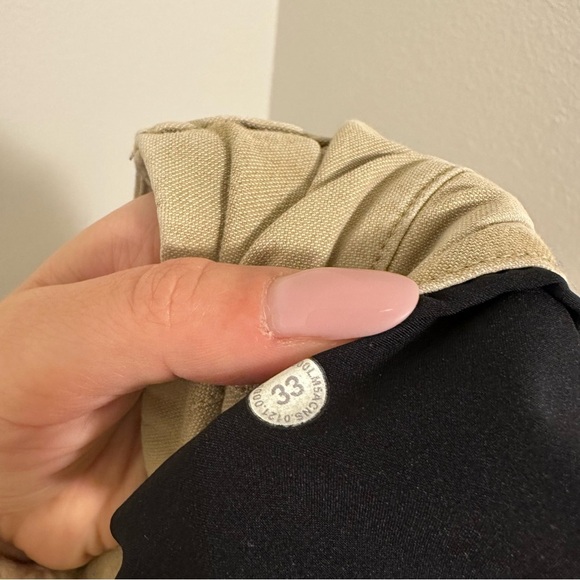 Lululemon Commission Pants Slim Fit Beige Sand Color Size 33 Waist Men’s - Picture 11 of 11